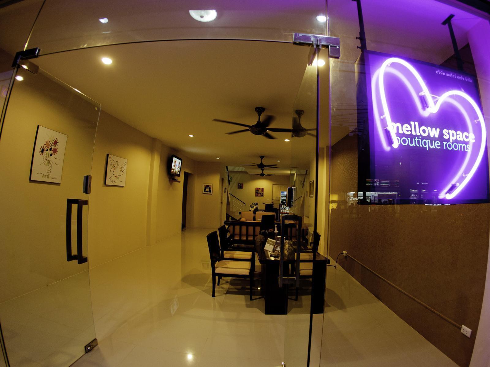 Mellow Space Boutique Rooms Карон Экстерьер фото