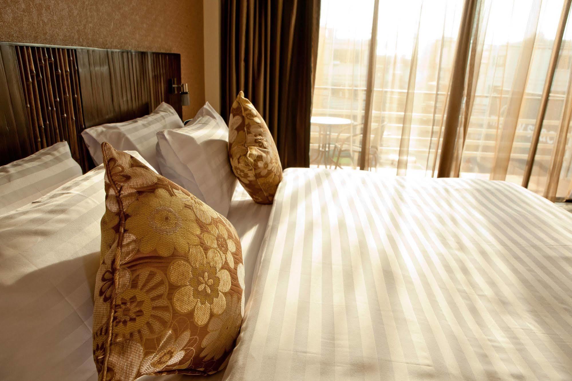 Mellow Space Boutique Rooms Карон Экстерьер фото